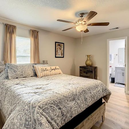 Crown Jewel Of Clearwater 10-15 Min To Beach 5 Min To St Pete Airport Villa Luaran gambar