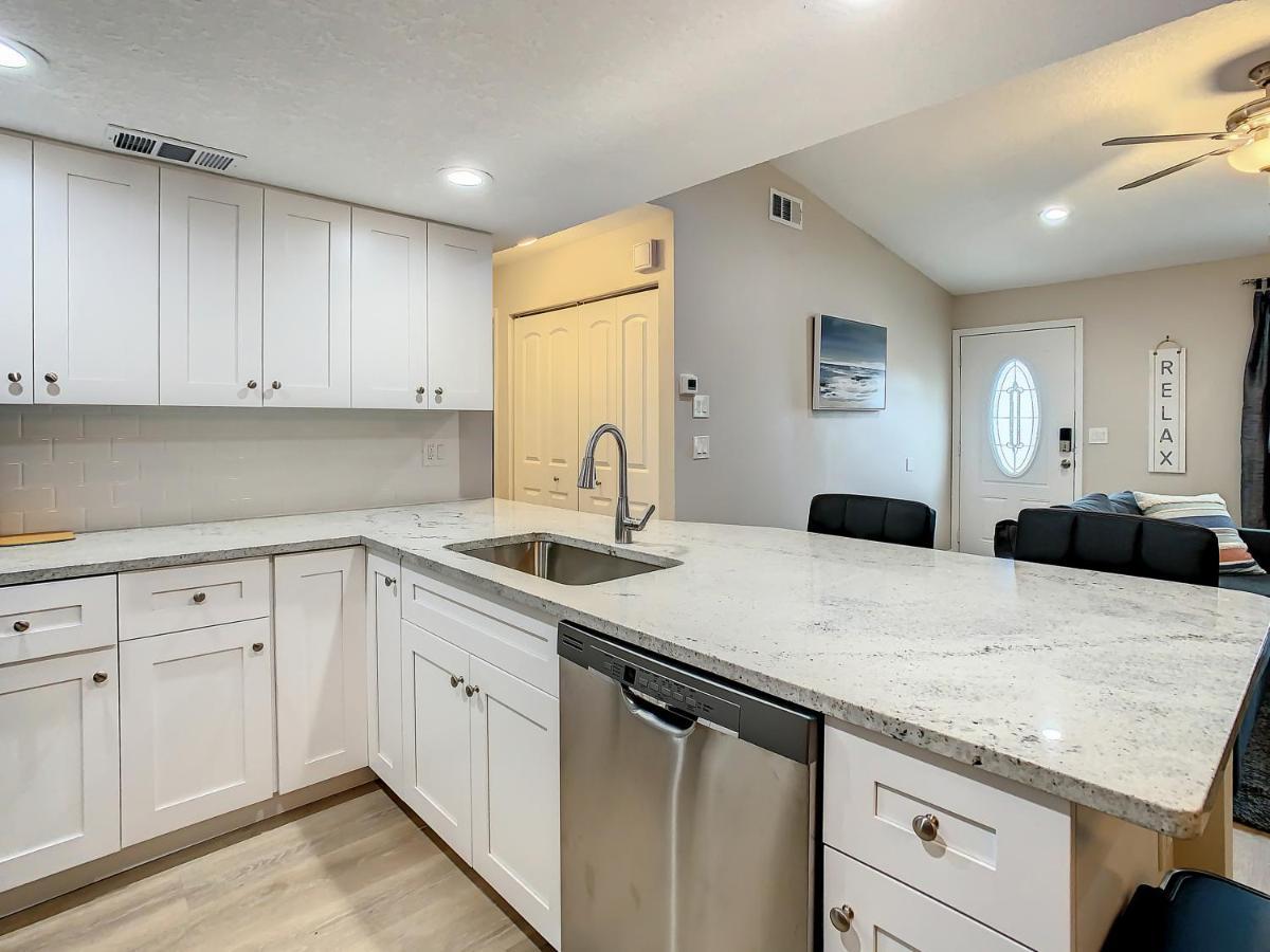 Crown Jewel Of Clearwater 10-15 Min To Beach 5 Min To St Pete Airport Villa Luaran gambar