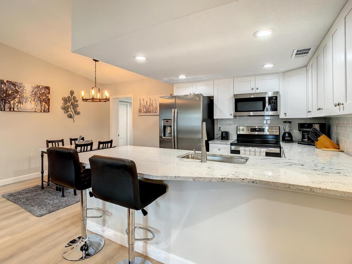 Crown Jewel Of Clearwater 10-15 Min To Beach 5 Min To St Pete Airport Villa Luaran gambar